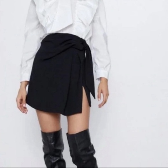 Zara Elegant Black Wrap Skirt Size L - Picture 1 of 5